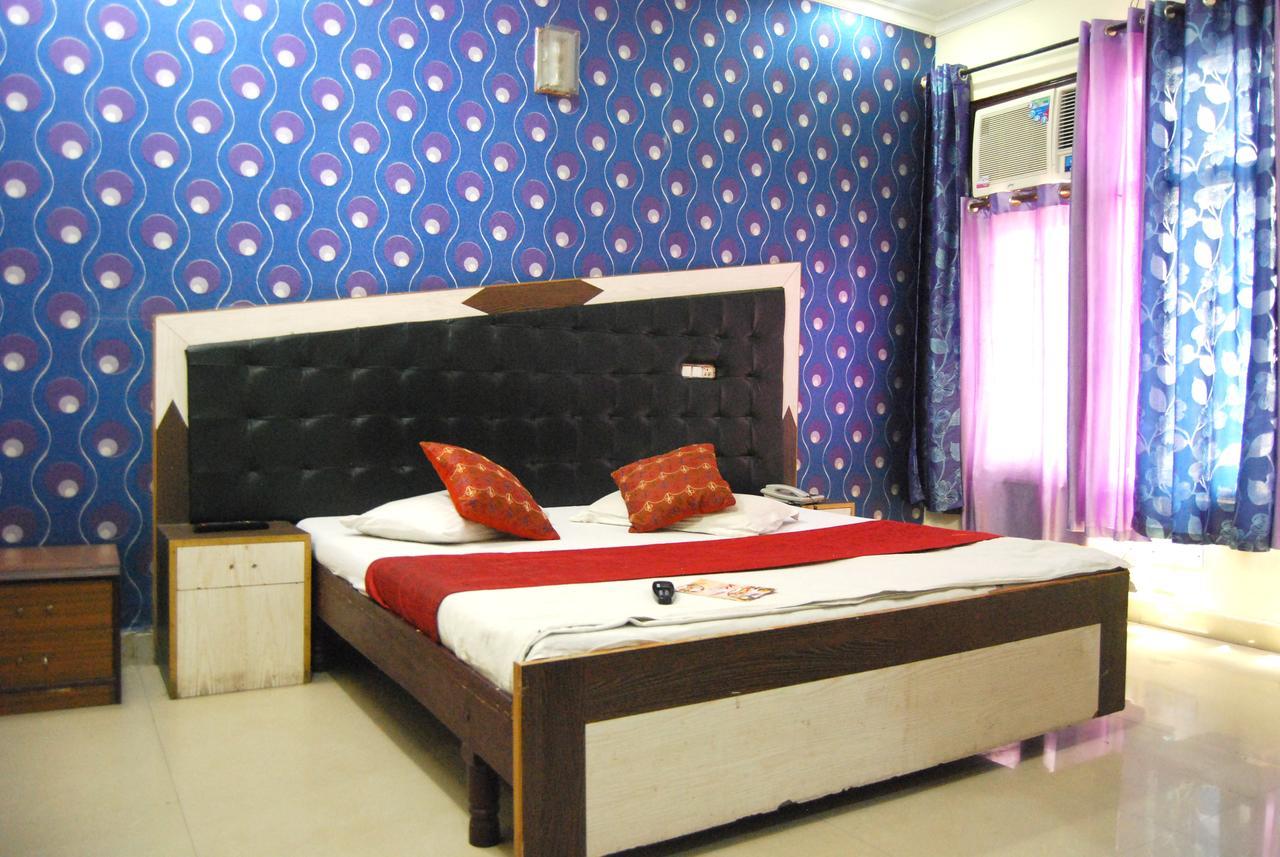 Hotel Kk Residency Chandīgarh Dış mekan fotoğraf